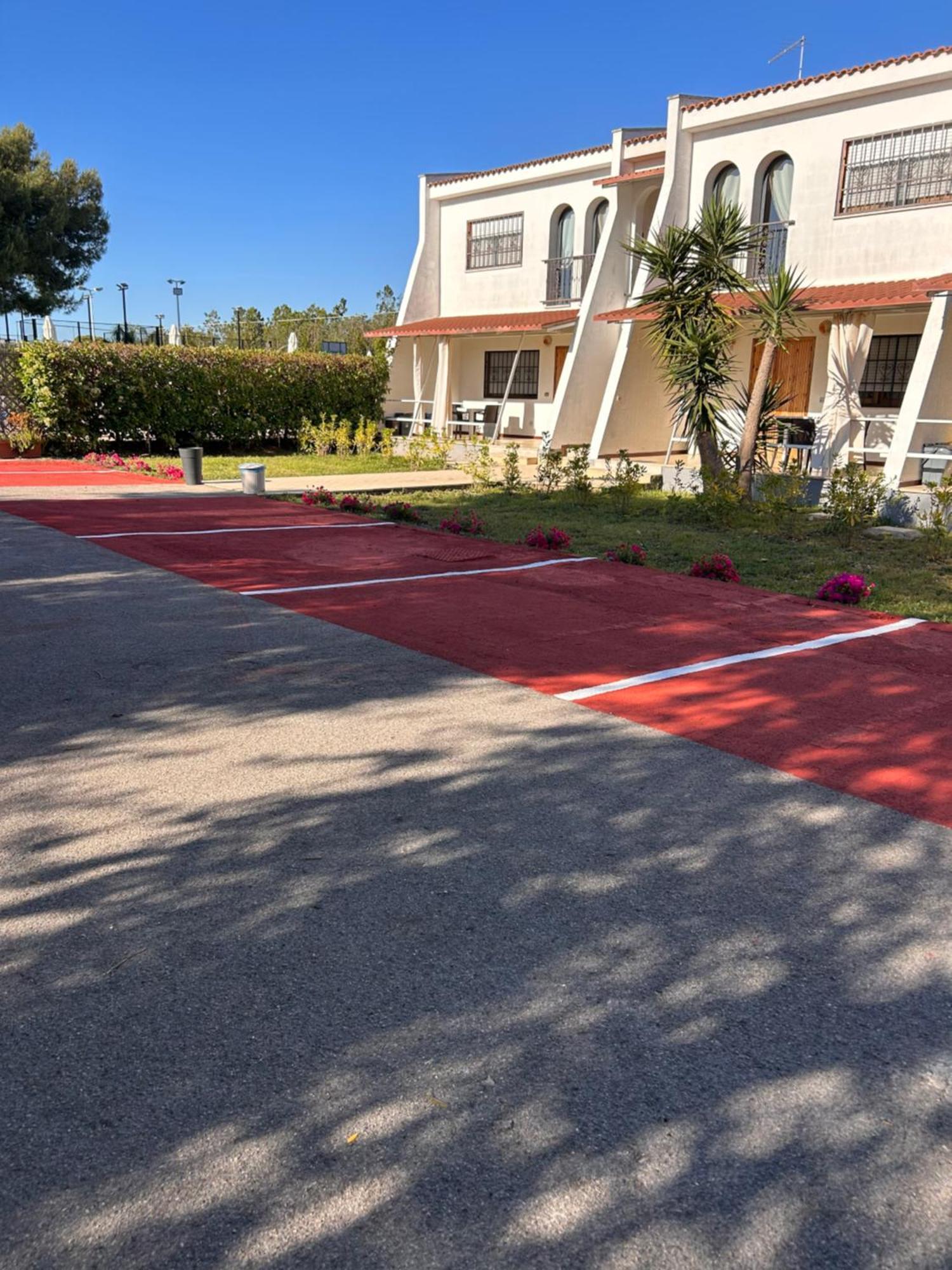 Residence Sunbeam Leporano Bagian luar foto